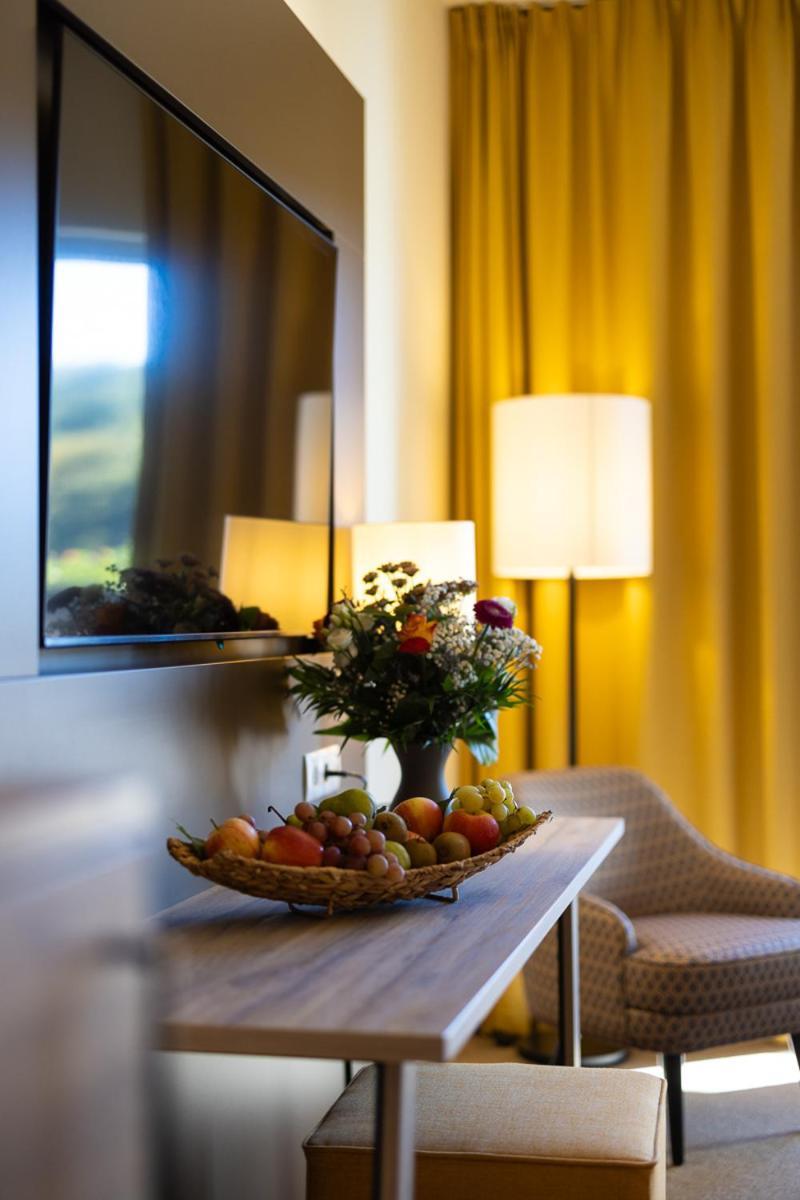 Genuss- Und Wellnesshotel Puchas Kukmirn Exteriör bild